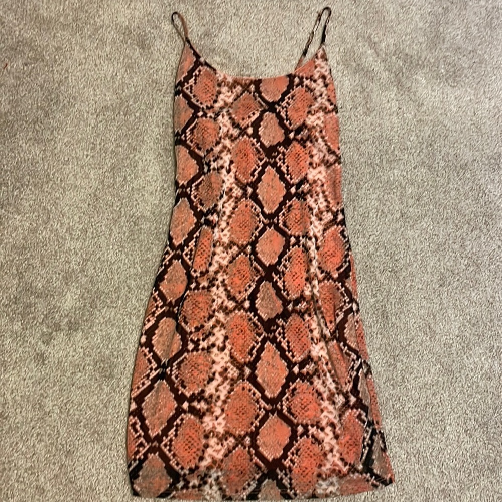 Charlotte Russe - Short Bodycon dress 🐍